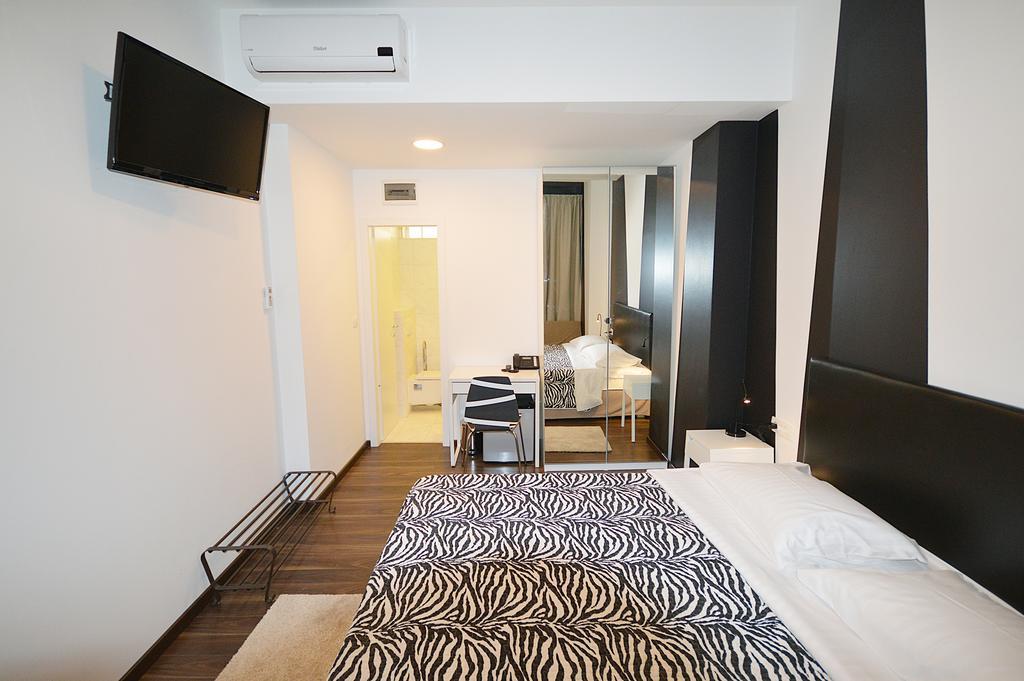 Bed And Breakfast Four Rooms Zadar Quarto foto